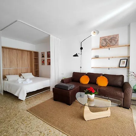 Modern Loft In 아파트